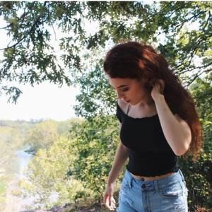 Meet your Posher, Anna